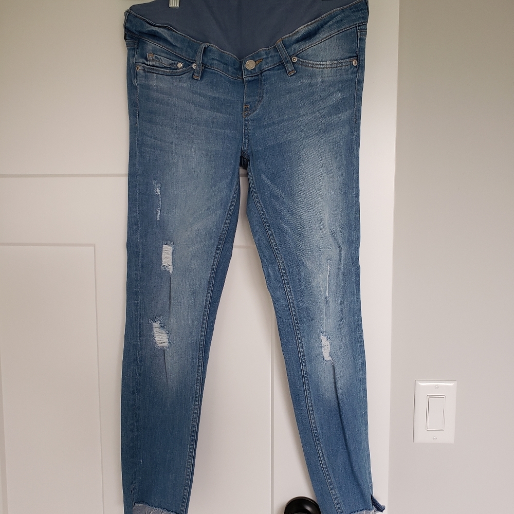 H&M distressed ankle maternity jeans
